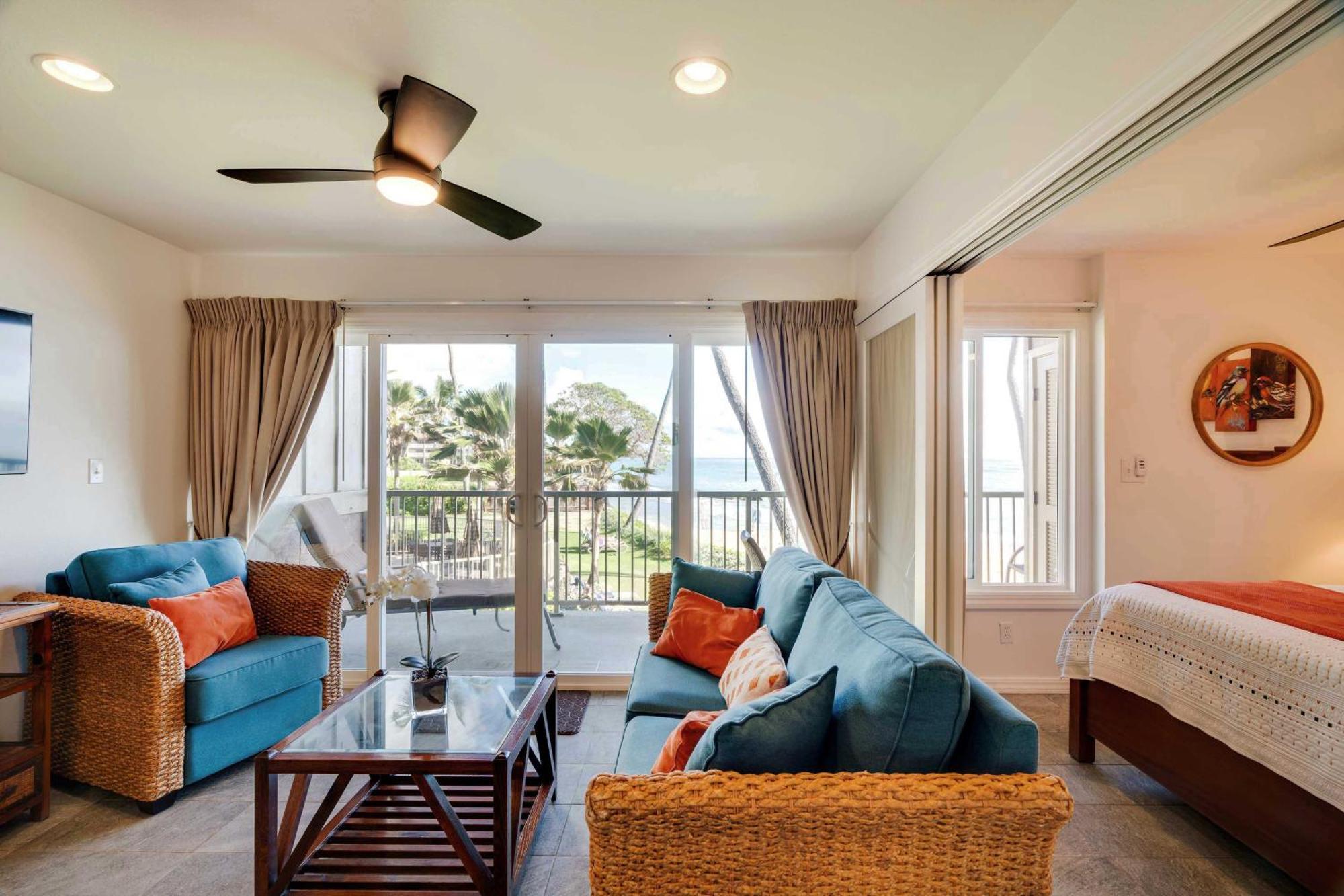 Waipouli Beachfront Condo With Balcony And Ocean Views 카파 외부 사진